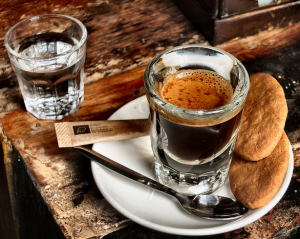 خامه اسپرسو چیست ؟ | آیا خامه اسپرسو مهم است