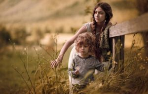 40 ژست عکس در مزرعه گندم برای ثبت لحظات عاشقانه و ماندگار