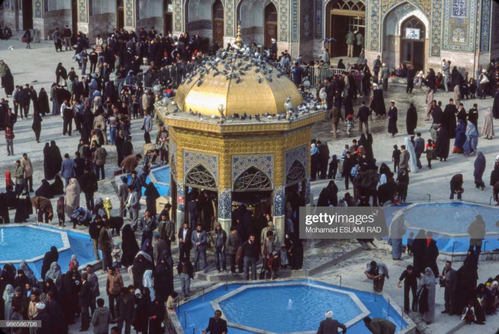 عکس قدیمی از سقاخانه امام رضا