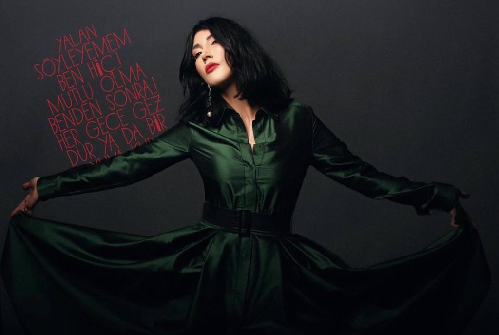 گالری عکس های جدید هانده ینر (Hande yener) خواننده مشهور ترکیه