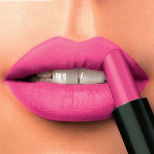 آموزش رژ لب زدن به صورت حرفه ای به صورت مرحله به مرحله