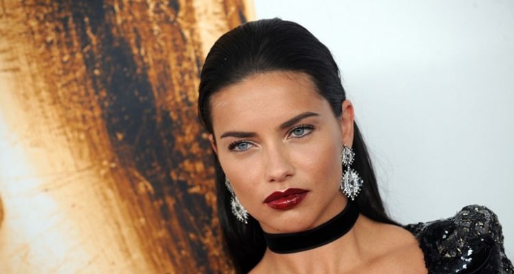 اسامی زیباترین زنان جهان: Adriana Lima