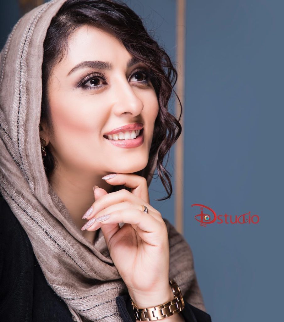 بیوگرافی الهام طهموری به همراه عکس های جدید همسرش حامد احمدجو