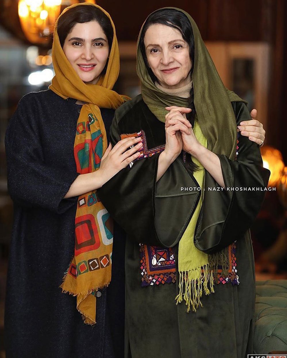 عکس گلاب آدینه و دخترش نورا هاشمی