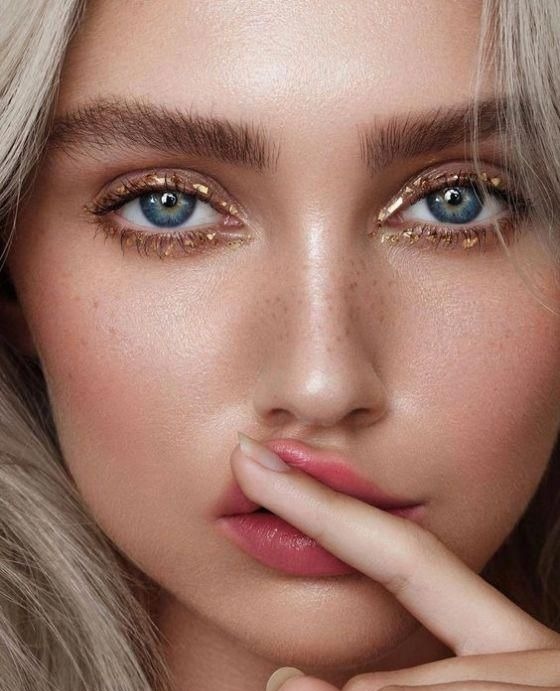 عکس مدل آرایش پاییزی ملایم 2019