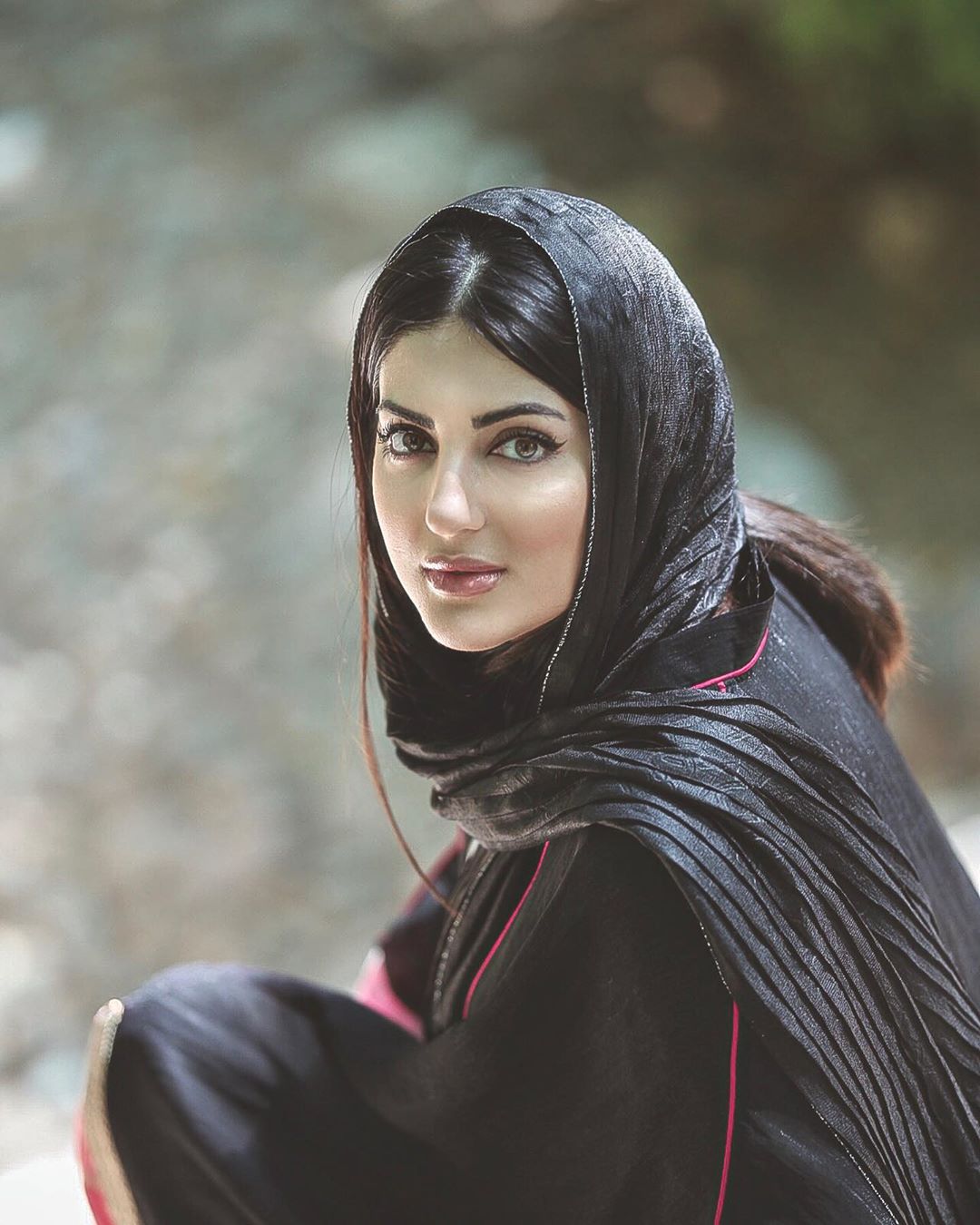 بیوگرافی هلیا امامی و عکس های جدیدش