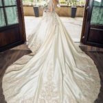 مدل لباس عروس ژورنالی با دامن دنباله دار