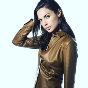 زیباترین و جدیدترین عکس های گل گدوت (واندر وومن) را اینجا دنبال کنید