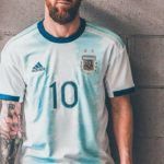 والپیپر مسی بازیکن تیم آرژانتین برای موبایل