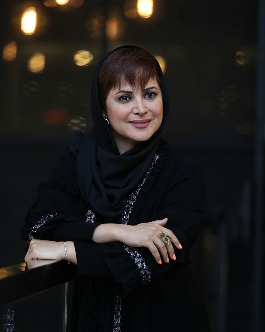 تیپ کمند امیرسلیمانی در اکران خصوصی شاه کش و مدل انگشتر خاص ایشان