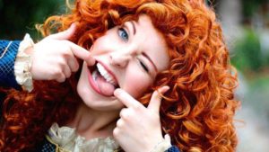 دختر مو نارنجی فرفری (گالری عکس دخترای مو نارنجی فرفری)