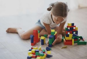 راه هایی برای سرگرم کردن کودکان 2 تا 5 سال در خانه