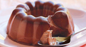 طرز تهیه کرم کارامل شکلاتی خانگی خوشمزه و ساده