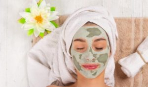 طرز تهیه ماسک حنای بی رنگ برای صورت (انواع پوست)