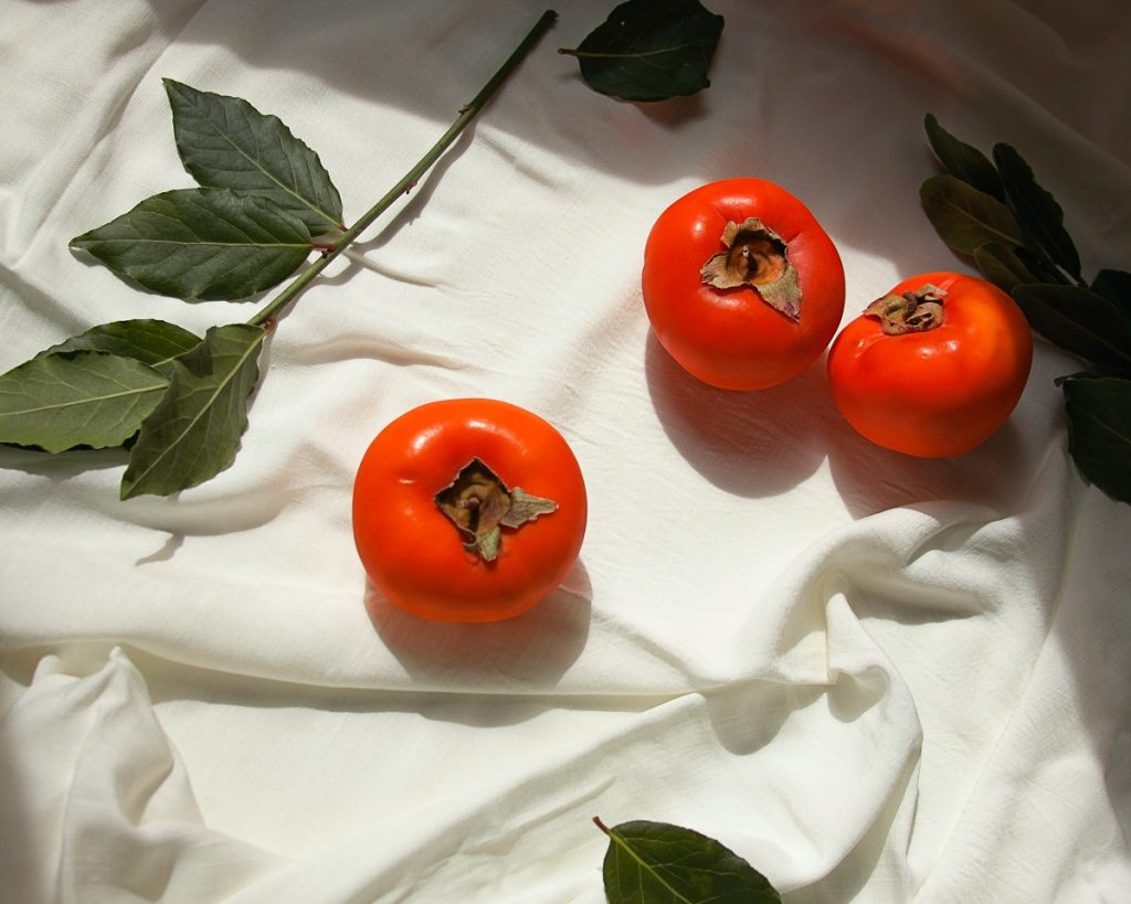 خواص خرمالو؛ 20 خاصیت ویژه خرمالو برای سلامتی و درمان بیماری ها