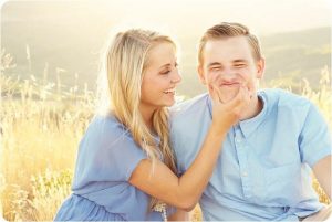 متن و شعر در وصف برادر؛ اشعار زیبا و ادبی در مورد برادر خوب و مهربان