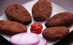 ادویه کتلت گوشت چرخ کرده چیست؟ (راز خوشمزه شدن کتلت گوشت چرخ کرده)