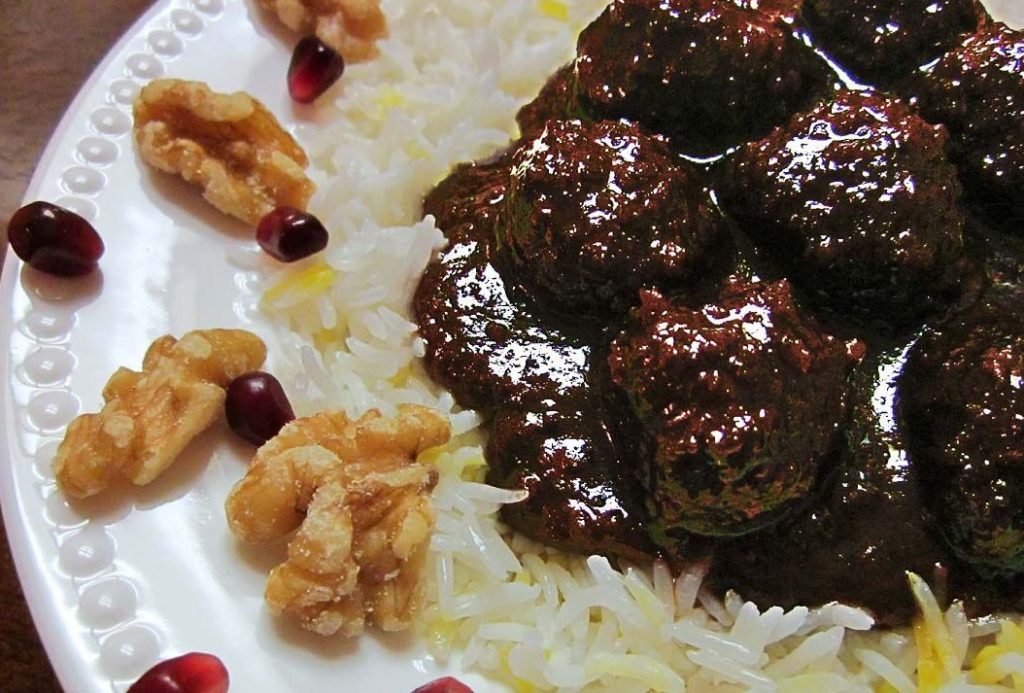 چرا فسنجان روغن نمی اندازد + راهکارهای تست شده برای روغن انداختن فسنجان