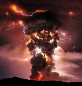 عکس رعد و برق های زیبا و جالب مناسب برای بک گراند و پروفایل