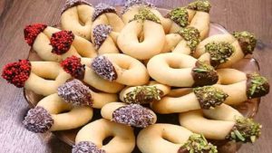 طرز تهیه شیرینی اشکی با روغن مایع بدون فر برای عید نوروز