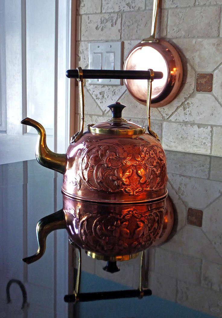 عکس ظرف تزیینی مسی برای دکور