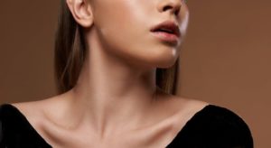 چگونه ترقوه هایی برجسته داشته باشم | ورزش برای برجسته شدن استخوان ترقوه