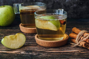 ‎طرز تهیه دمنوش سیب و دارچین برای لاغری، سرماخوردگی و رفع خستگی
