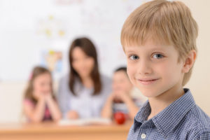 آموزش اخلاق به کودکان (مهارت هایی که تا قبل 10 سالگی باید به کودکانتان بیاموزید)