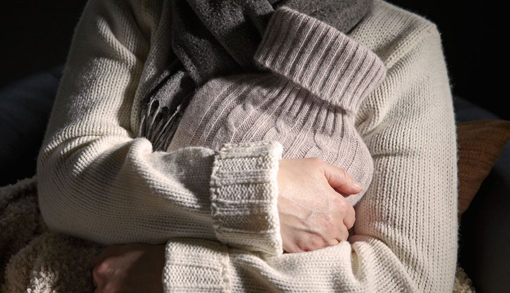 چرا همش احساس سرما میکنم ؟