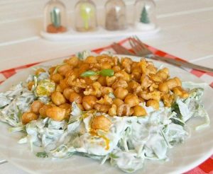 طرز تهیه بورانی خرفه با ماست + خواص بورانی خرفه