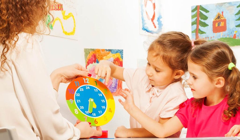 آموزش ساعت به کودکان با شعر