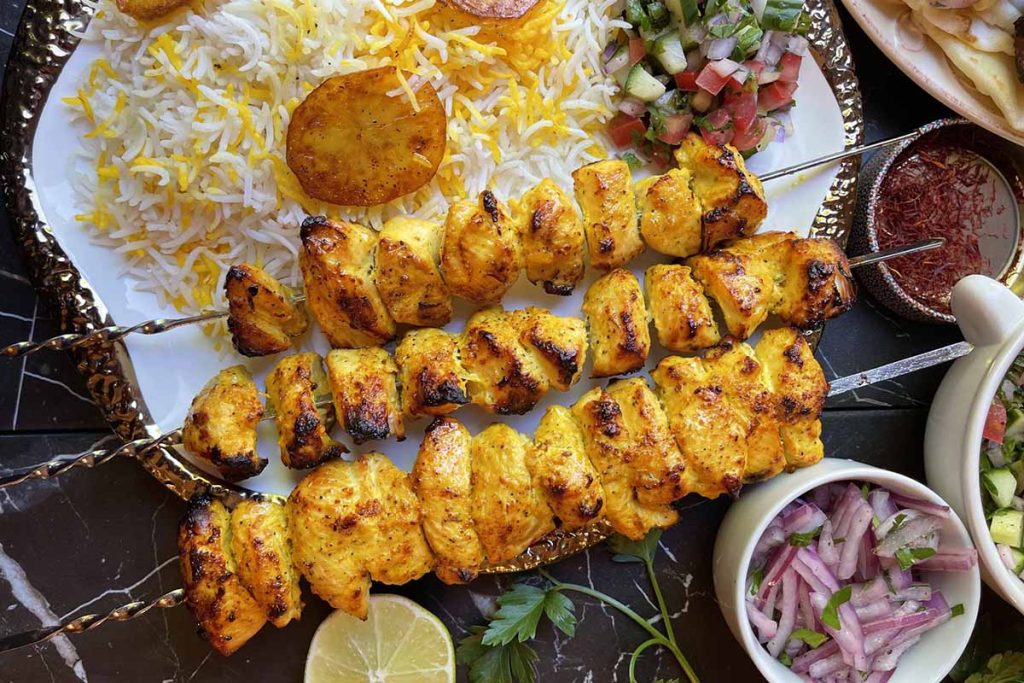 ترفندهای تهیه جوجه کباب خوشمزه و خوش قیافه