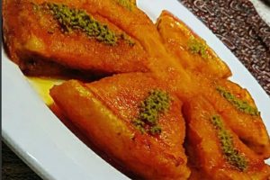 طرز تهیه خاگینه با شیره انگور پف دار (با گردو)