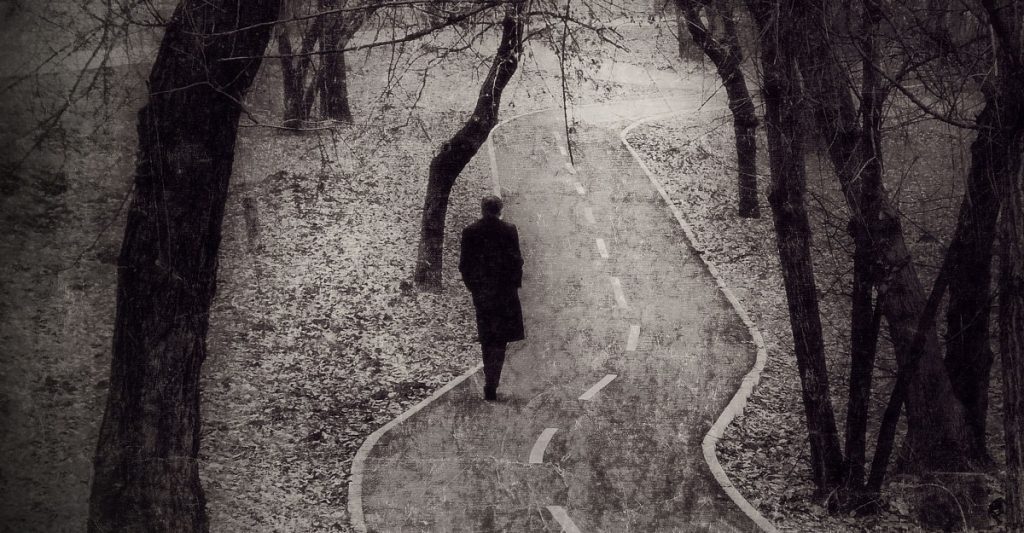 متن درباره گذر عمر و جوانی از بزرگان بسیار زیبا و تاثیرگذار