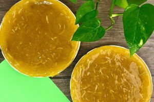 طرز تهیه حلوا مقراضی زعفرانی لاری خوشمزه و آسان