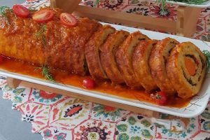 طرز تهیه رولت مرغ ساده و خوشمزه مجلسی