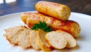 طرز تهیه سوسیس بوقلمون و مرغ خانگی با طعم ویژه و عالی