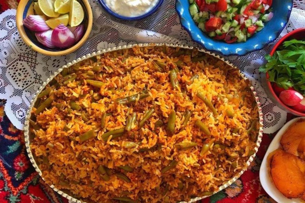 طرز تهیه لوبیا پلو با گوشت چرخ کرده خوشمزه