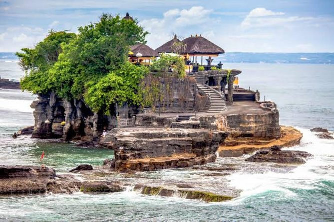 عکس معبد tanah lot