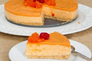 طرز تهیه چیز کیک خرمالو مرحله به مرحله بدون فر