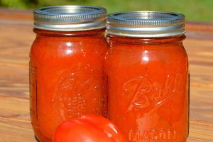 طرز تهیه کنسرو پوره گوجه فرنگی خانگی