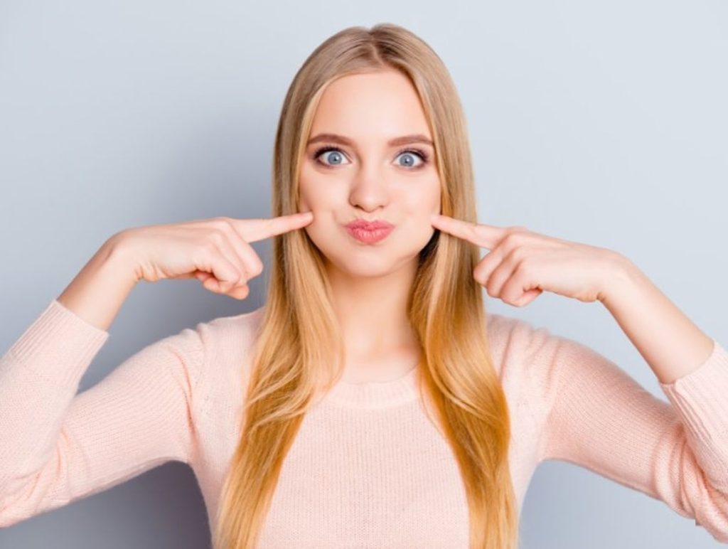 7 ورزش برای خوش فرم شدن صورت و گونه ها