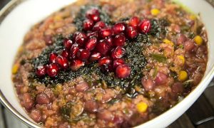 طرز تهیه آش انار و لبو خوشمزه و پرخاصیت با گوشت قلقلی