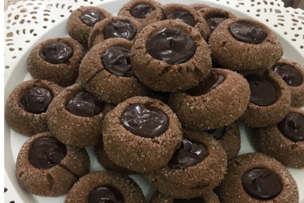 طرز تهیه شیرینی الماسی شکلاتی کره ای ترکیه در فر