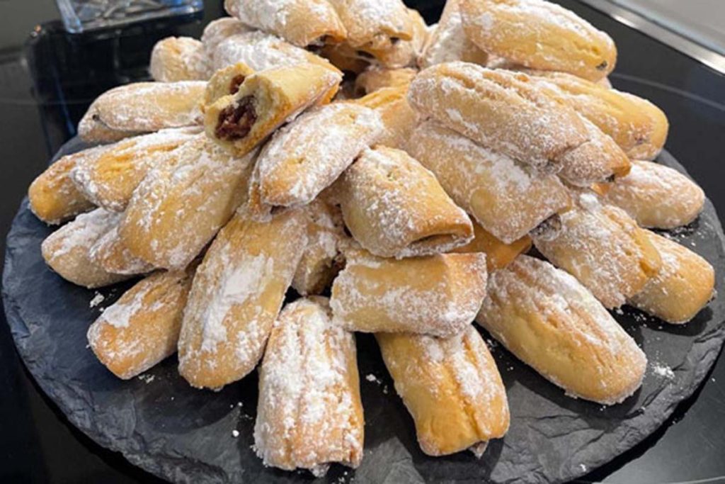 طرز تهیه قرابیه خرما و گردو (قرابیه خرمایی)