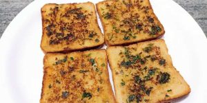 طرز تهیه نان سیر با نان تست بدون فر و با فر