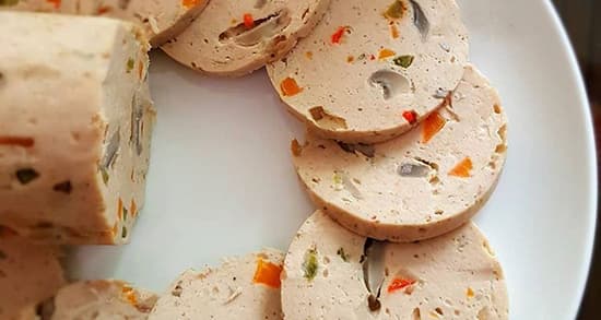 ساندویچ کالباس مرغ