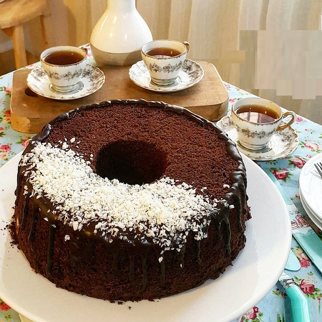 کیک شکلاتی بدون فر روی اجاق گاز
