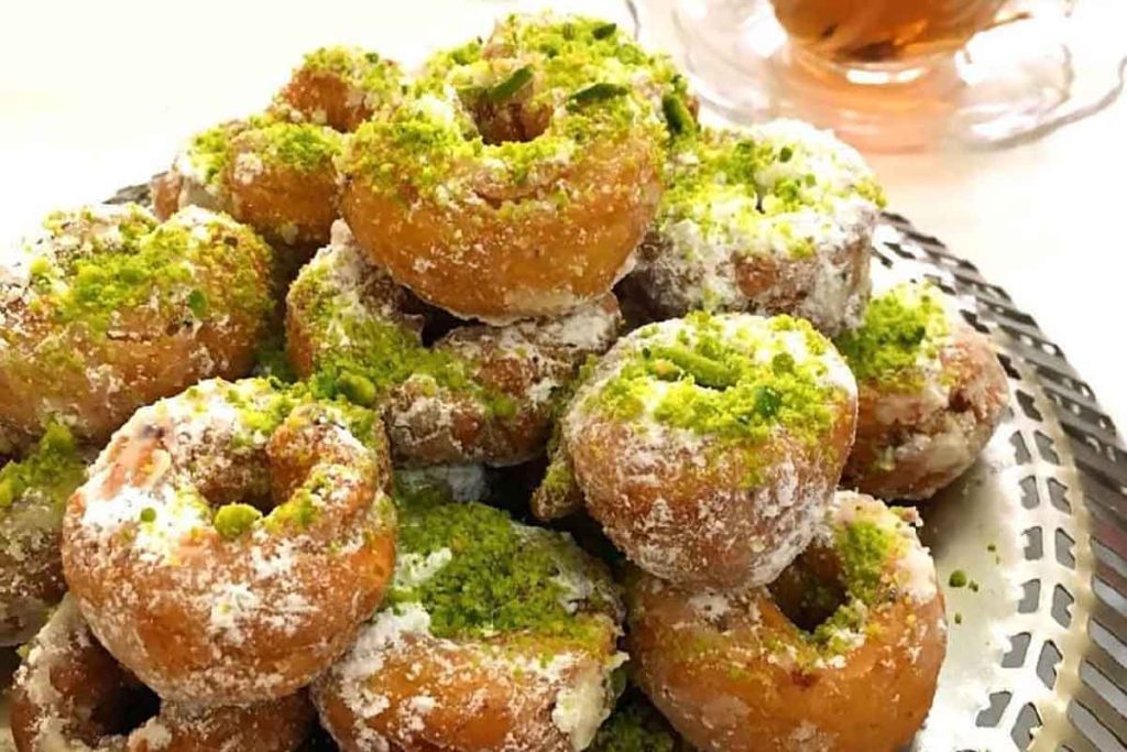 طرز تهیه شیرینی آقا گردک خانگی خوشمزه و وسوسه برانگیز