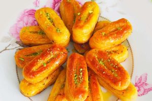طرز تهیه شیرینی زبان خانگی به سبک قنادی ها بدون خمیر هزارلا